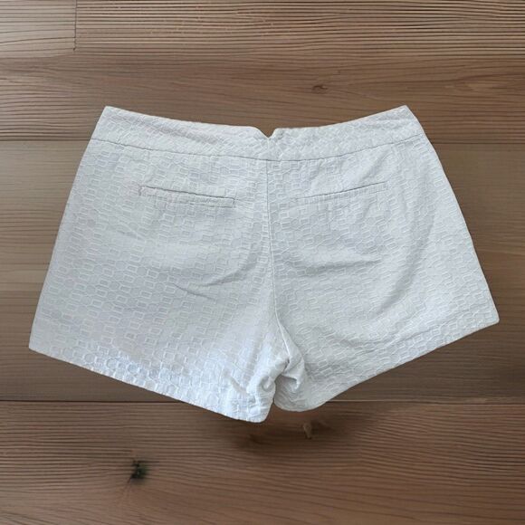 Banana Republic Chino Shorts Size 4 Embroidered White Cotton Welt Pockets - Picture 3 of 8